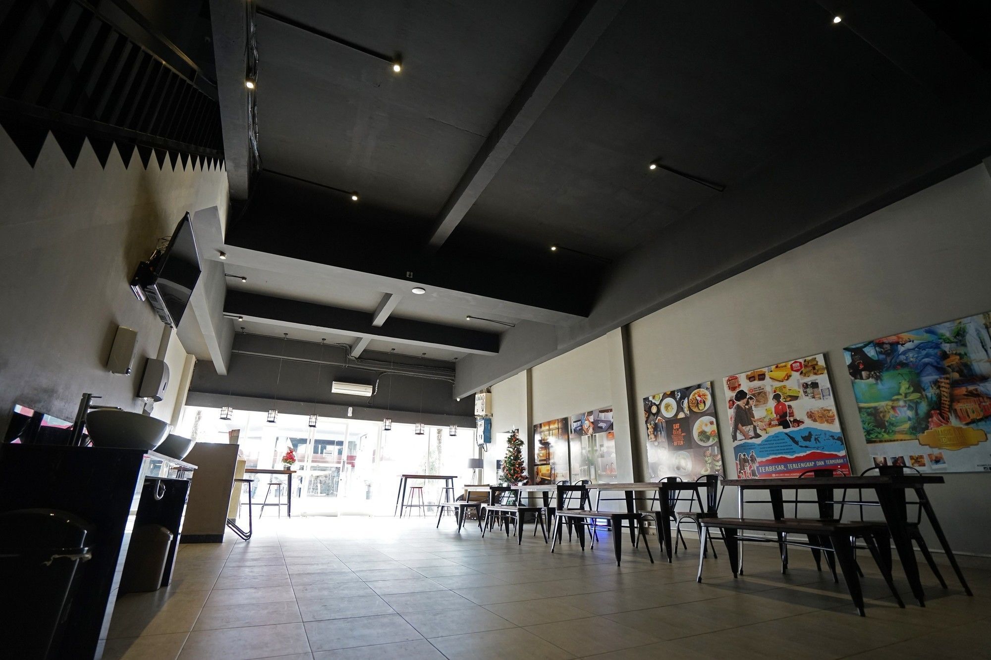 Zen Rooms Basic Kualanamu Medan Exterior photo