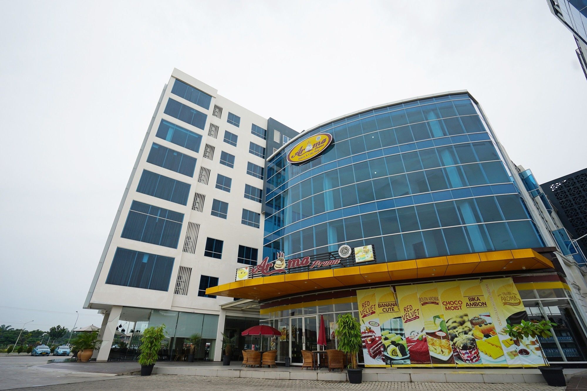 Zen Rooms Basic Kualanamu Medan Exterior photo